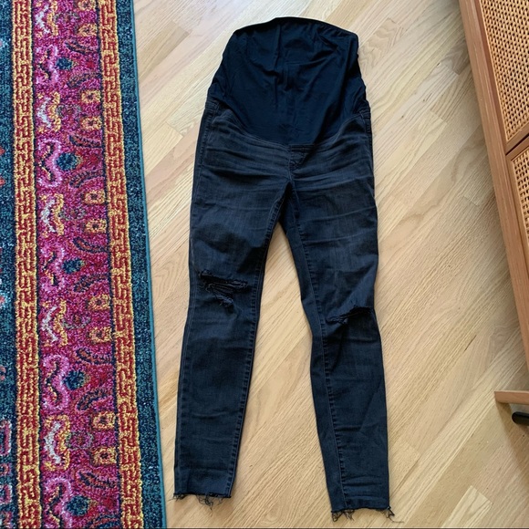Madewell Maternity Over-the-Belly Skinny Jeans in Black Sea - Picture 3 of 5